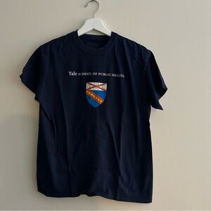 Yale School of Public Health T Shirt Medium Campus Customs Navy Blue Logo